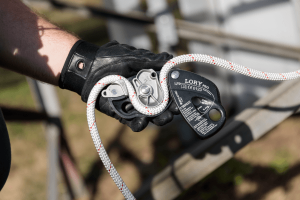 Skylotec Lory Sport Semi-Automatic Belay Device_1