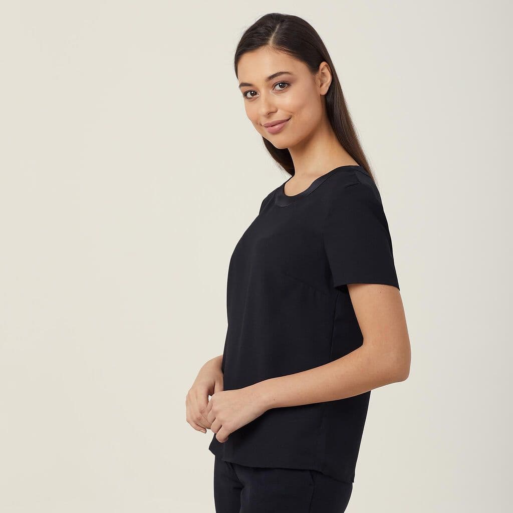 NNT Satin Back Crepe Short Sleeve Top CATU2N (Black)_1