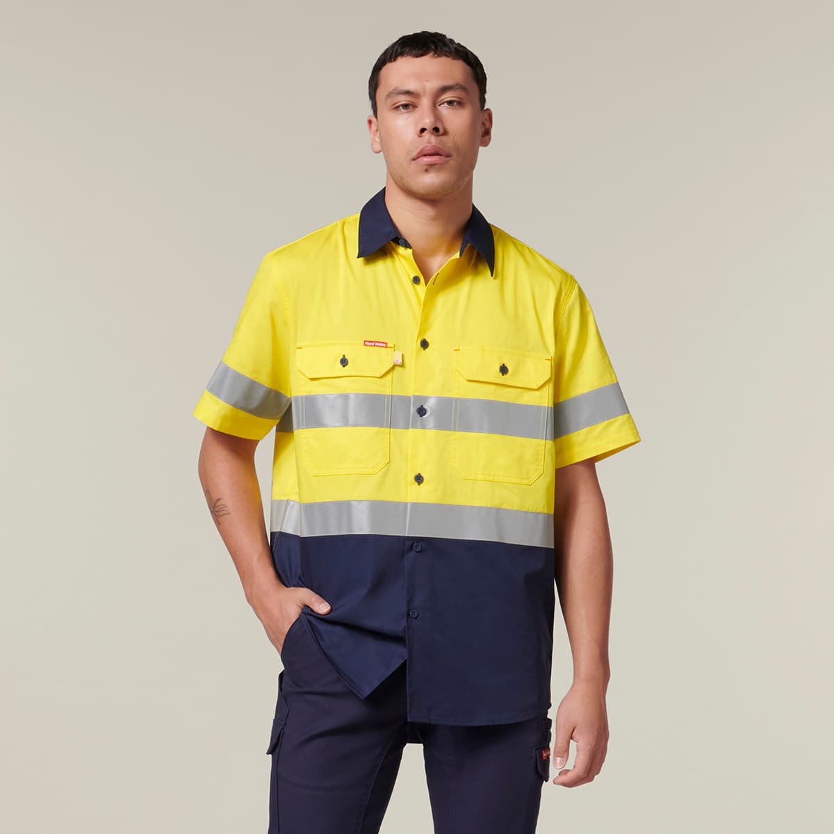 Hard Yakka Core Mens Short Sleeve Hi Vis 2 Tone Taped Vented Shirt (Yellow/Navy)_1